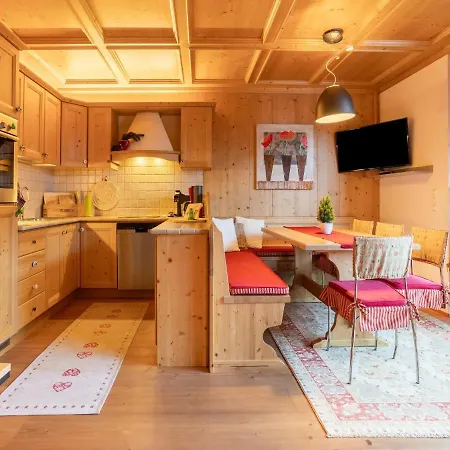 Near Bad Kleinkirchheim With E-bike Station Apartment