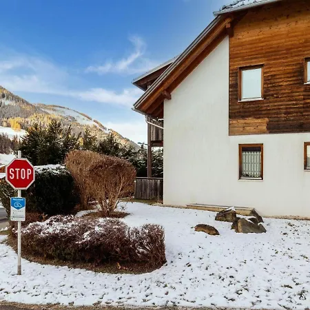 Near Bad Kleinkirchheim With E-bike Station Apartment