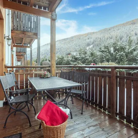 Near Bad Kleinkirchheim With E-bike Station Apartment *