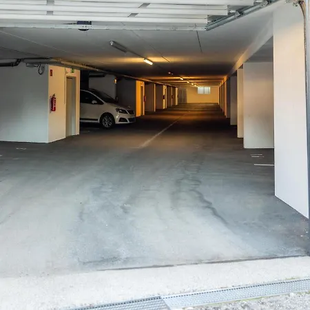 Near Bad Kleinkirchheim With E-bike Station Apartment *